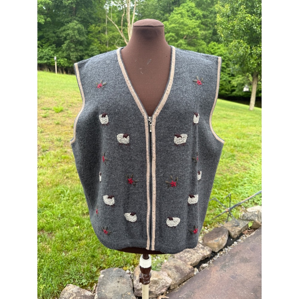 Woolrich Womens XL Charcoal Gray 100% Wool Sheep Embroidered Zip Up Vest 9140W